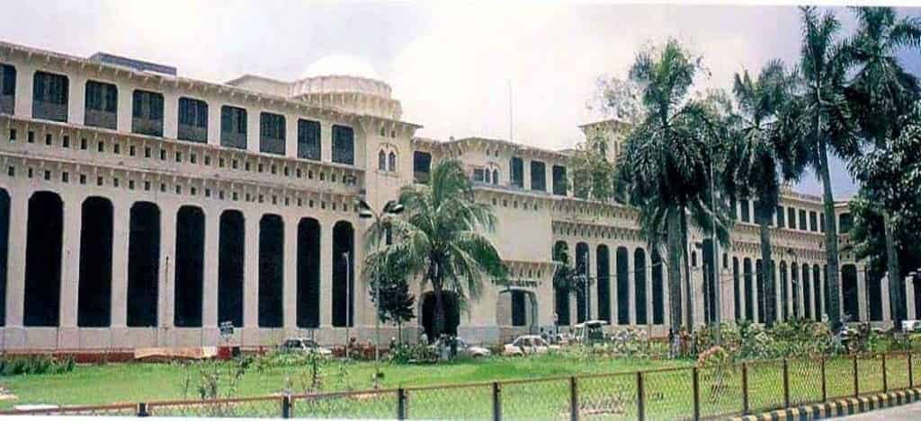 Dhaka Medical College Building
